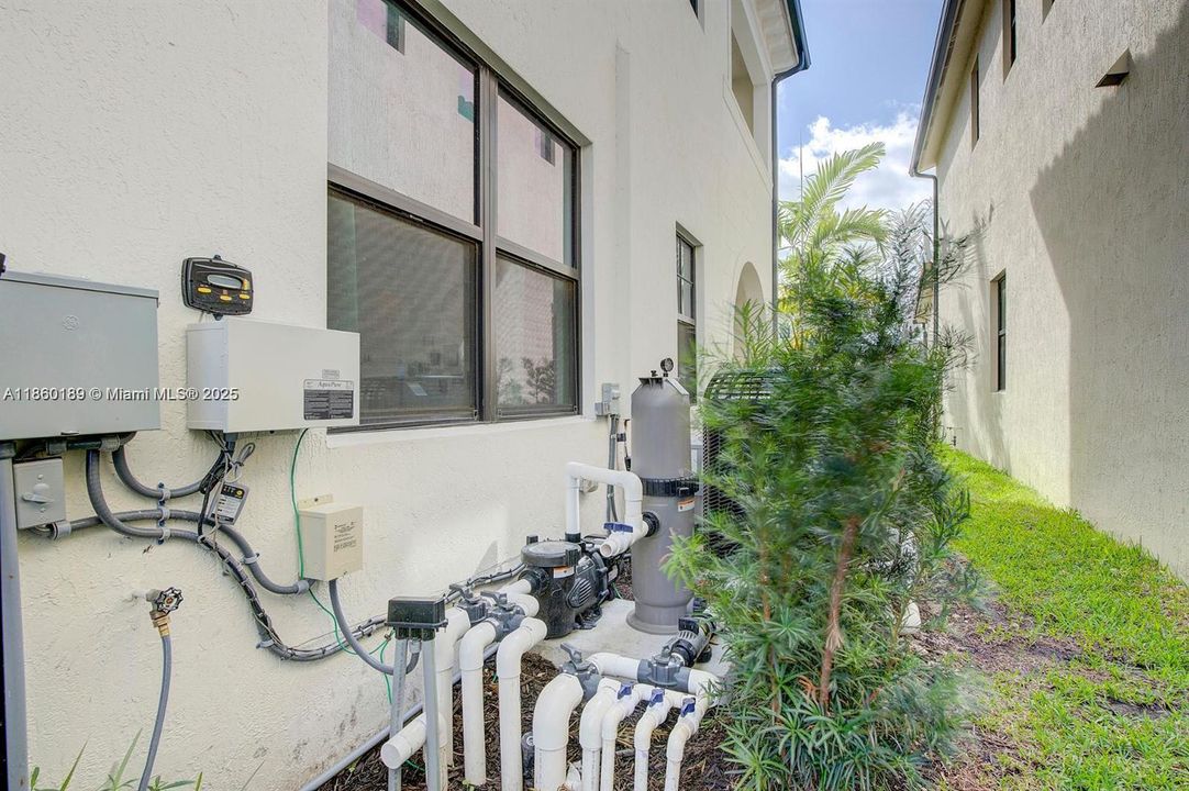 Active With Contract: $5,750 (4 beds, 3 baths, 2397 Square Feet)