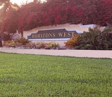 Recently Sold: $260,000 (2 beds, 2 baths, 965 Square Feet)