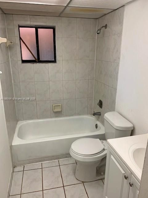 Recently Sold: $260,000 (2 beds, 2 baths, 965 Square Feet)