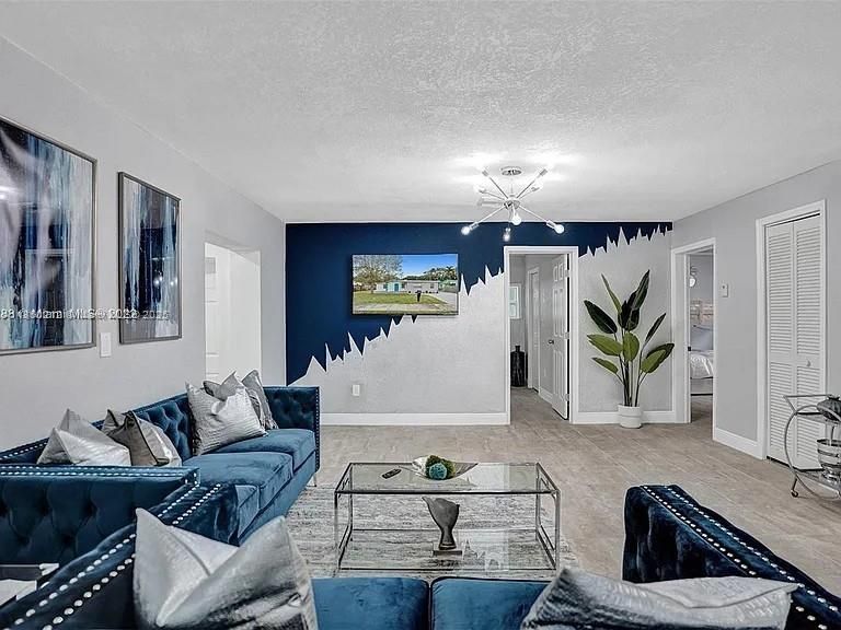 Recently Rented: $4,500 (4 beds, 3 baths, 1963 Square Feet)