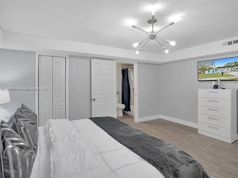 Recently Rented: $4,500 (4 beds, 3 baths, 1963 Square Feet)