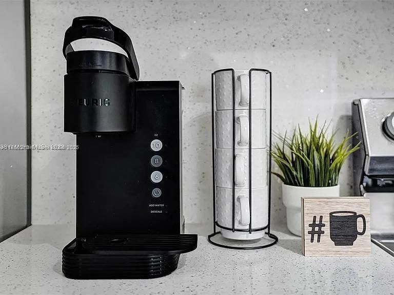 Recently Rented: $4,500 (4 beds, 3 baths, 1963 Square Feet)