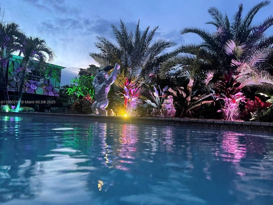 В аренду: $18,000 (6 спален, 4 ванн, 3944 Квадратных фут)