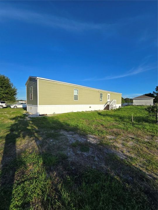 For Sale: $260,000 (3 beds, 2 baths, 1056 Square Feet)