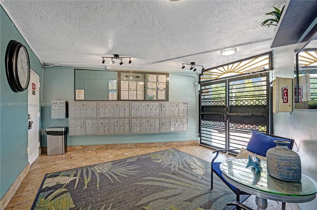 最近售出: $229,000 (1 贝兹, 1 浴室, 722 平方英尺)