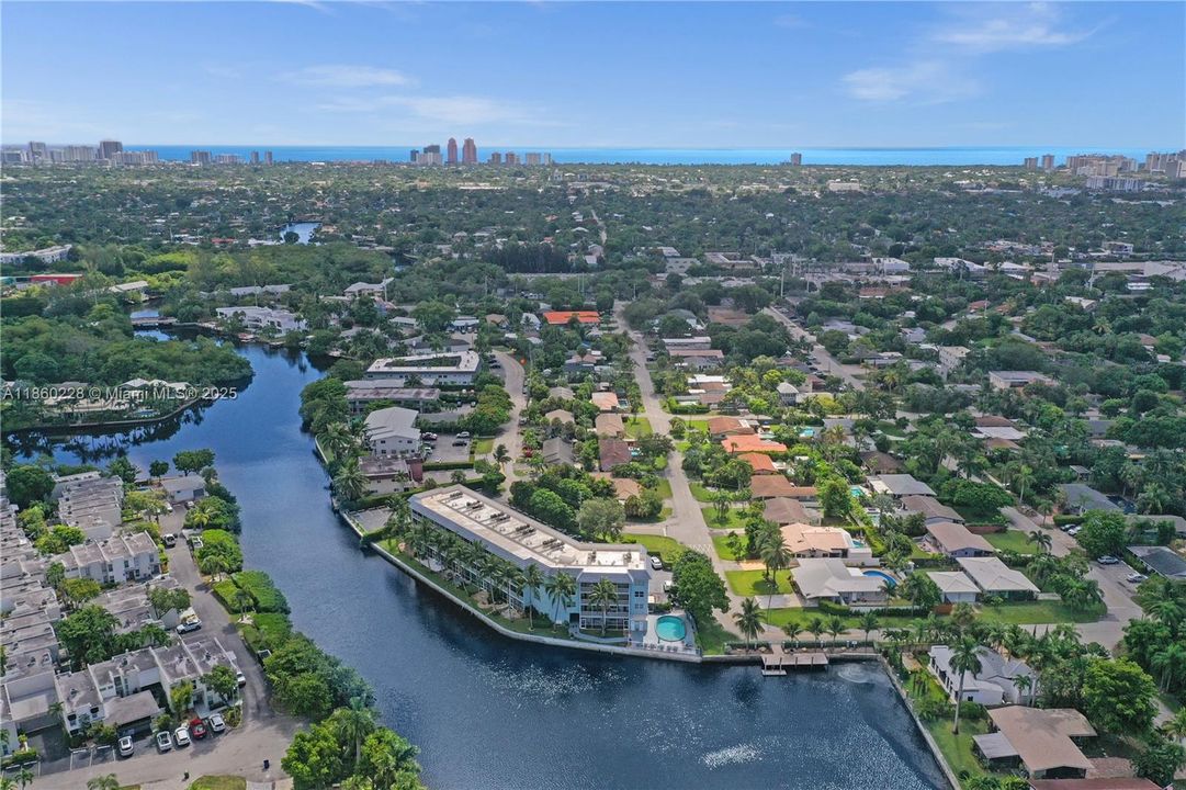 最近售出: $229,000 (1 贝兹, 1 浴室, 722 平方英尺)