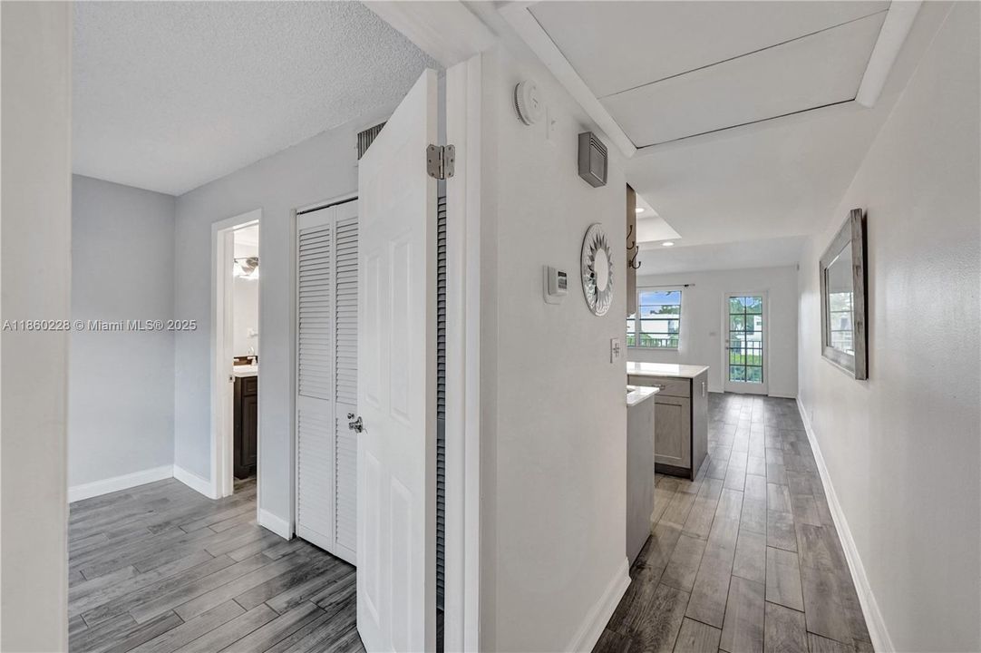 最近售出: $229,000 (1 贝兹, 1 浴室, 722 平方英尺)