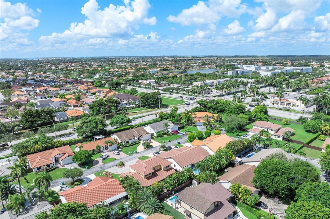 Recently Sold: $799,900 (4 beds, 2 baths, 2529 Square Feet)