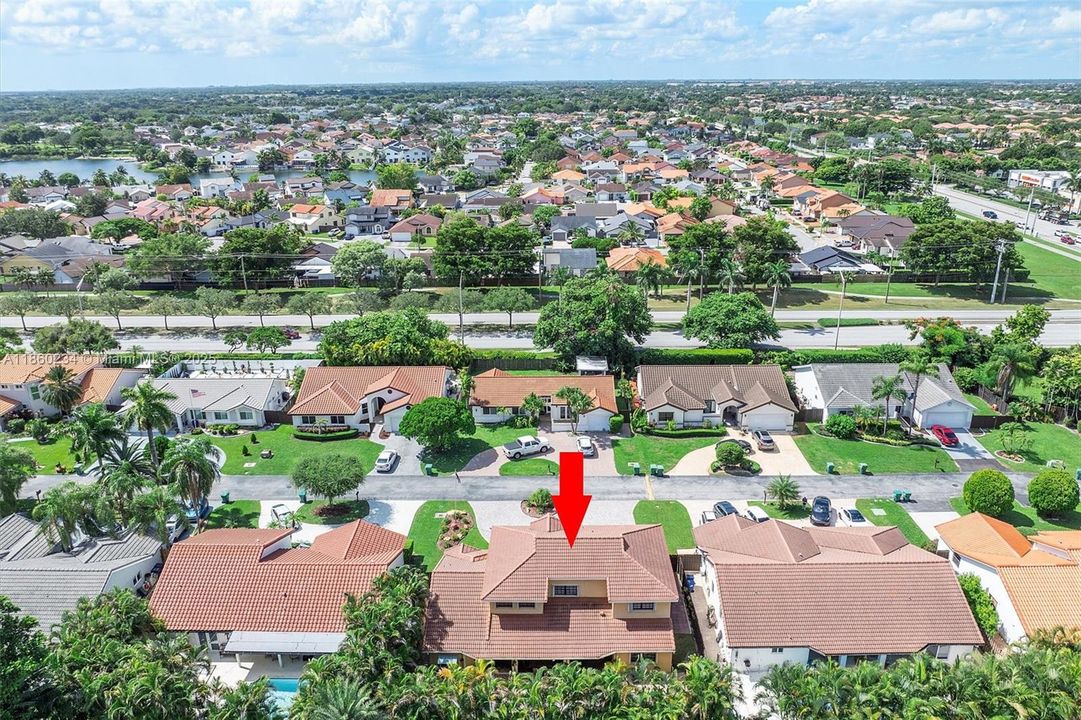 Recently Sold: $799,900 (4 beds, 2 baths, 2529 Square Feet)