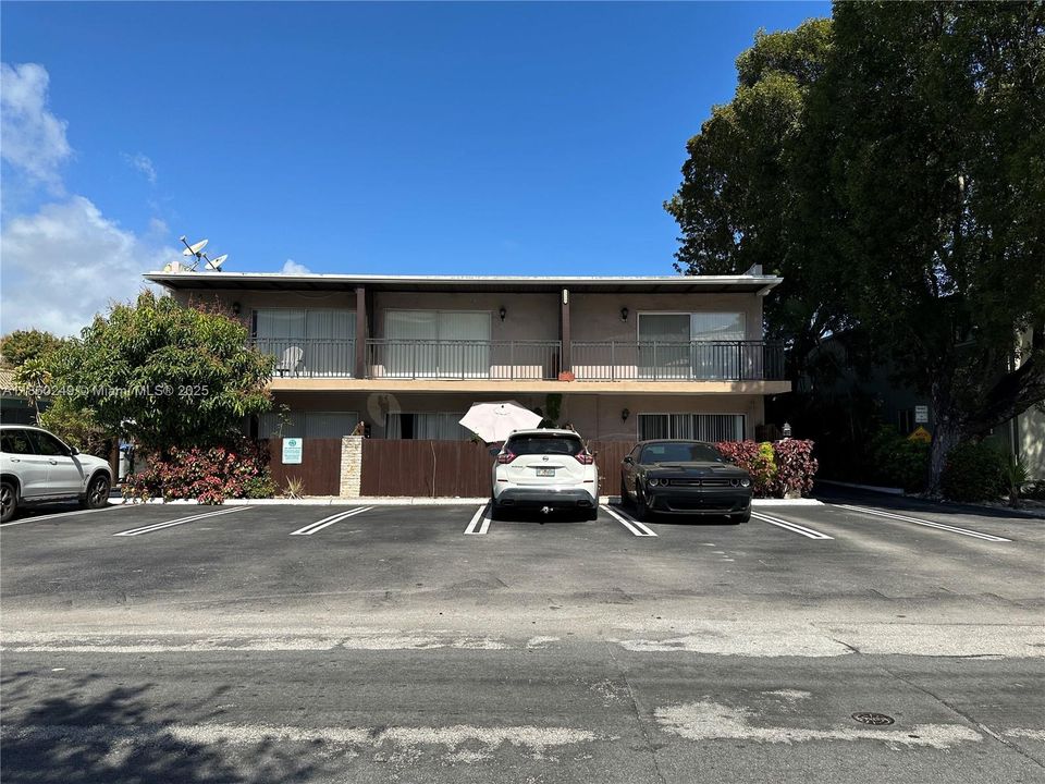 Active With Contract: $2,750,000 (0 beds, 0 baths, 0 Square Feet)