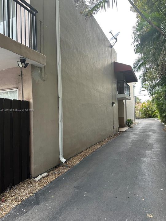 Active With Contract: $2,750,000 (0 beds, 0 baths, 0 Square Feet)