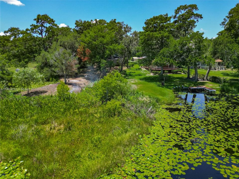 For Sale: $465,000 (5 beds, 2 baths, 2000 Square Feet)