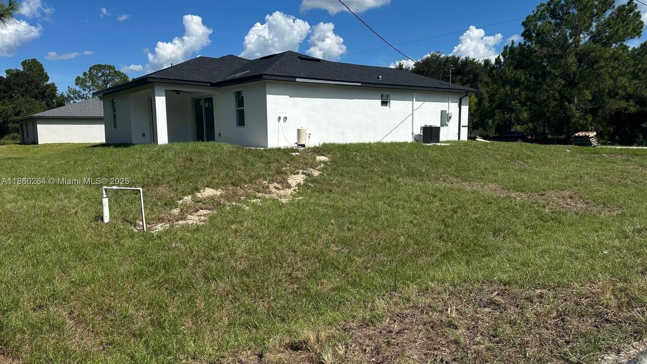 En Venta: $360,000 (4 camas, 3 baños, 0 Pies cuadrados)