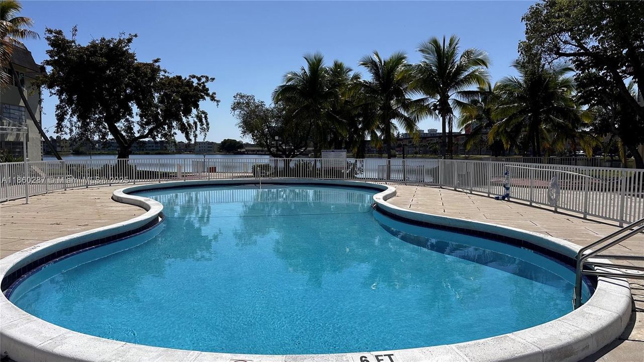 待售: $222,500 (2 贝兹, 2 浴室, 1116 平方英尺)