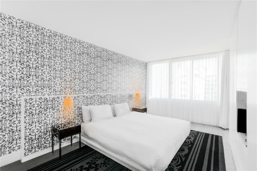 待售: $550,000 (1 贝兹, 1 浴室, 809 平方英尺)