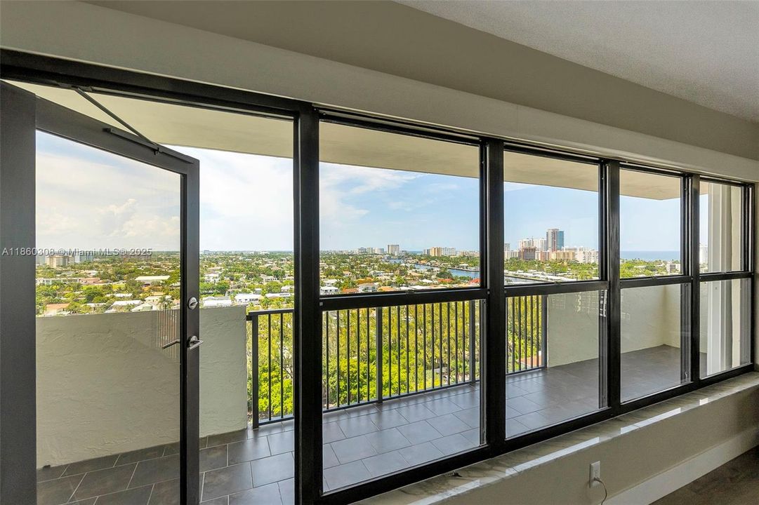 最近售出: $549,900 (2 贝兹, 2 浴室, 1480 平方英尺)