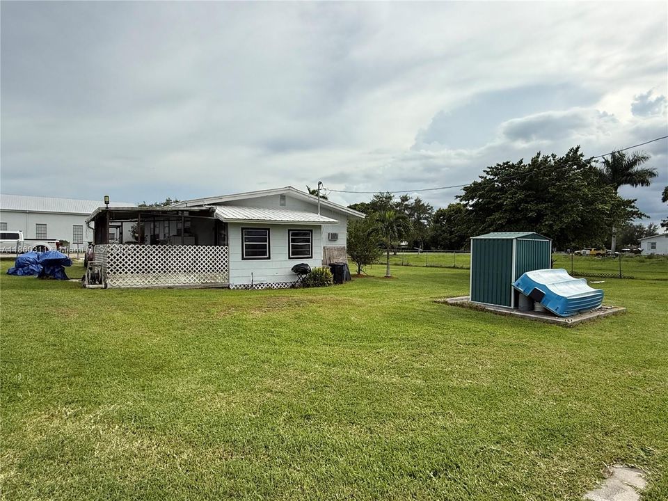 Active With Contract: $154,999 (4 beds, 2 baths, 1829 Square Feet)