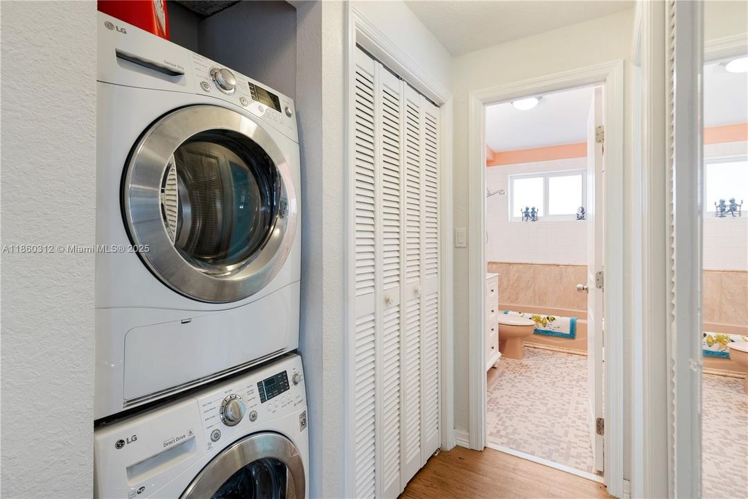 For Sale: $1,795,000 (4 beds, 4 baths, 3120 Square Feet)