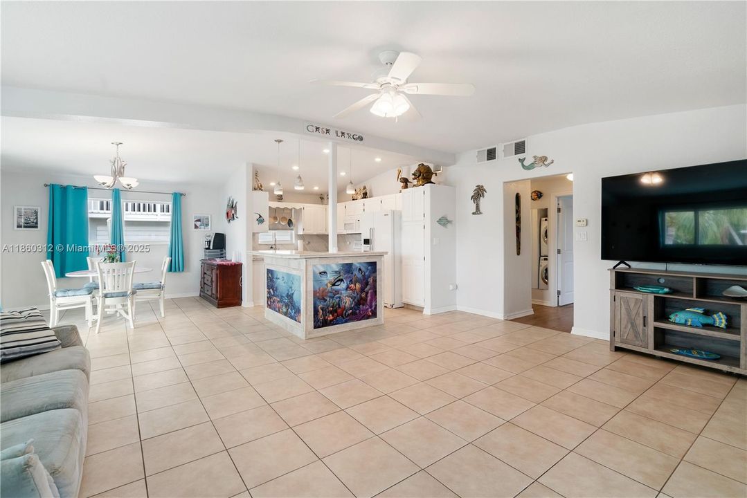 For Sale: $1,795,000 (4 beds, 4 baths, 3120 Square Feet)