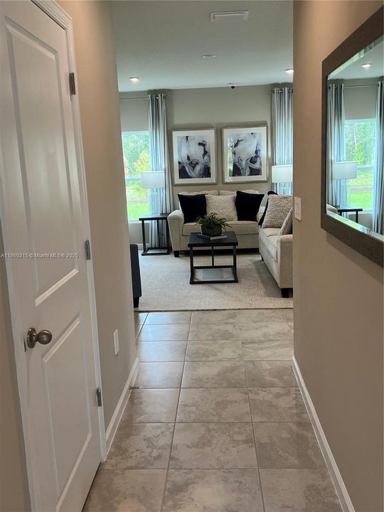 出租: $2,650 (3 贝兹, 2 浴室, 1302 平方英尺)