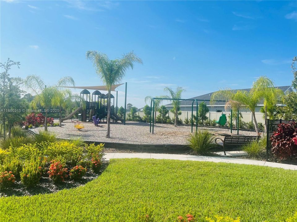 出租: $2,650 (3 贝兹, 2 浴室, 1302 平方英尺)