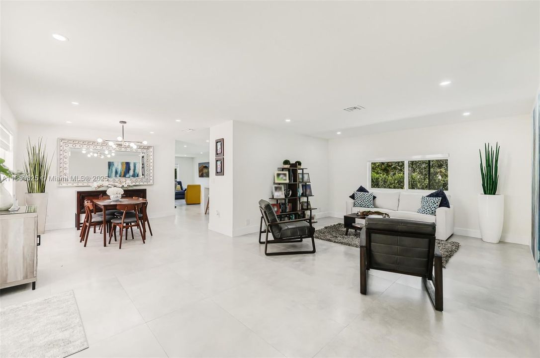 For Rent: $4,100 (3 beds, 2 baths, 1683 Square Feet)