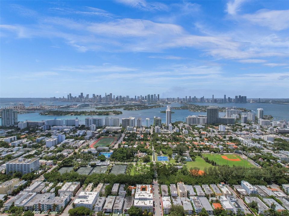 待售: $224,000 (0 贝兹, 1 浴室, 407 平方英尺)