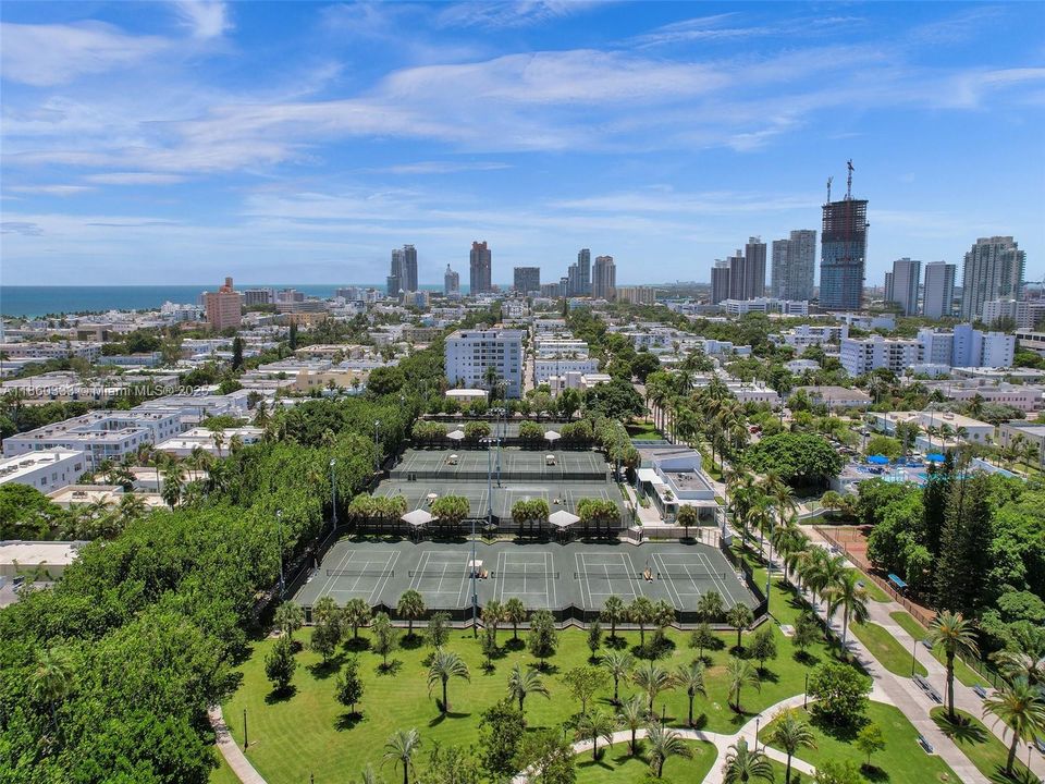 待售: $224,000 (0 贝兹, 1 浴室, 407 平方英尺)