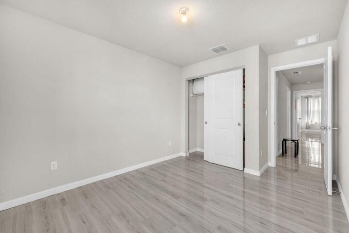 MASTER ROOM 3