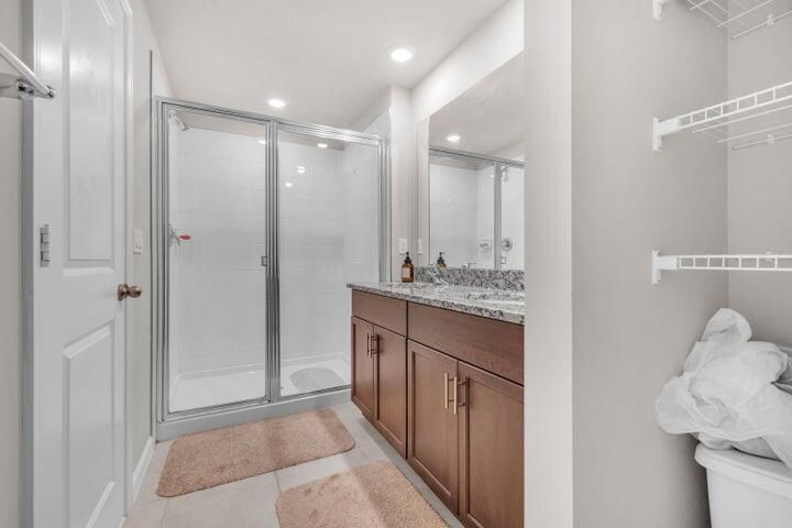 MASTER BATH 1