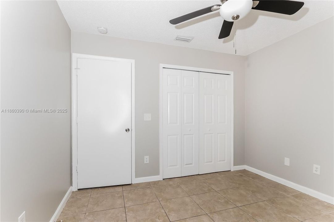 For Rent: $3,195 (3 beds, 2 baths, 1489 Square Feet)