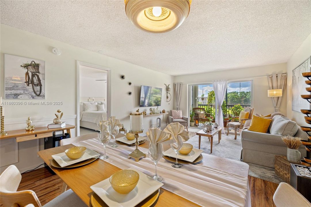 Active With Contract: $125,000 (1 beds, 1 baths, 856 Square Feet)