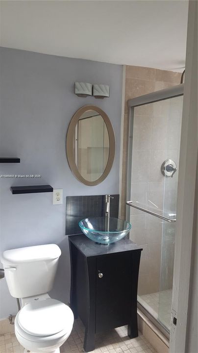 最近租的: $1,675 (1 贝兹, 1 浴室, 510 平方英尺)