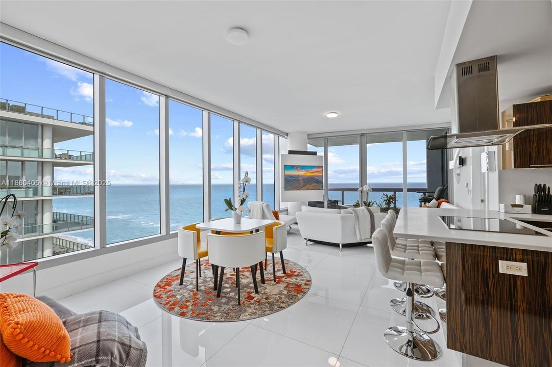 For Sale: $2,225,000 (2 beds, 2 baths, 1290 Square Feet)