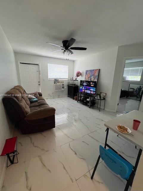 待售: $650,000 (0 贝兹, 0 浴室, 1255 平方英尺)