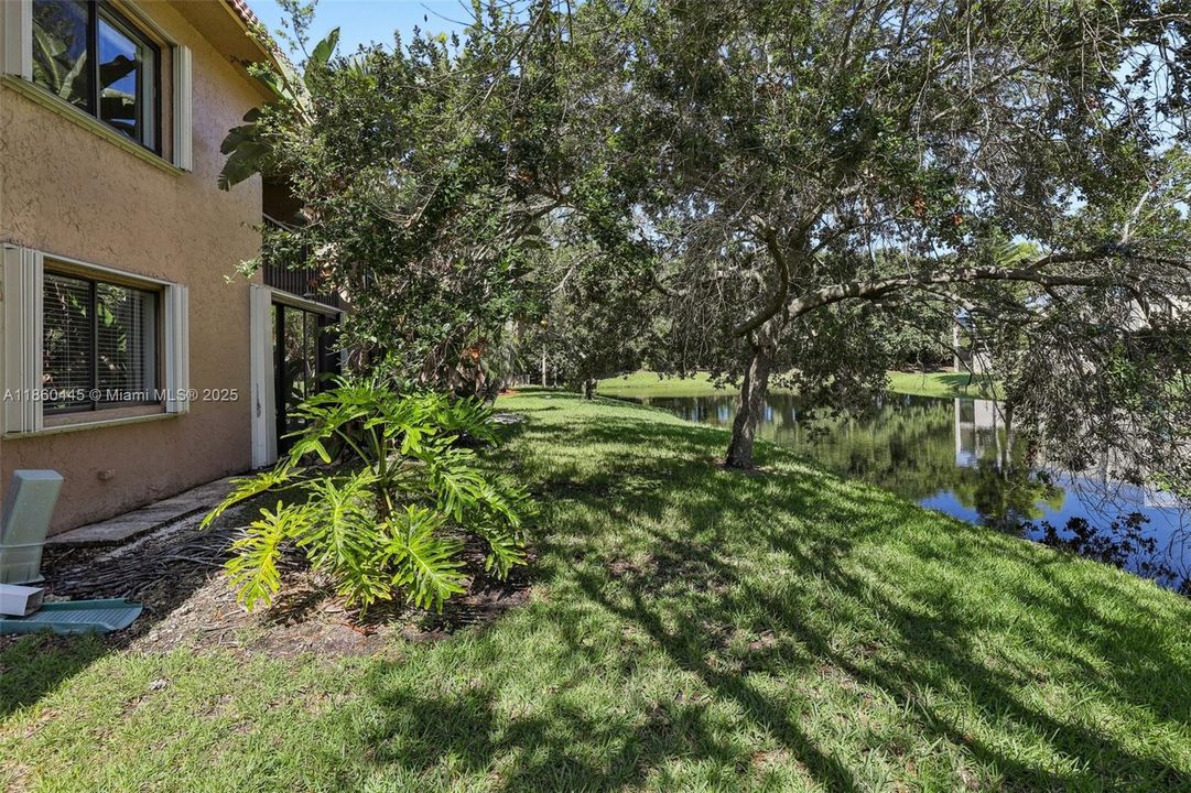 待售: $310,000 (2 贝兹, 2 浴室, 1256 平方英尺)