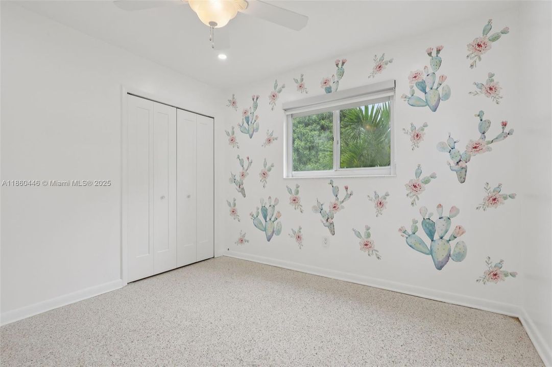 合同活跃: $745,000 (3 贝兹, 2 浴室, 1224 平方英尺)