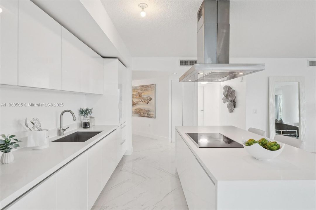 For Sale: $1,450,000 (3 beds, 3 baths, 1892 Square Feet)