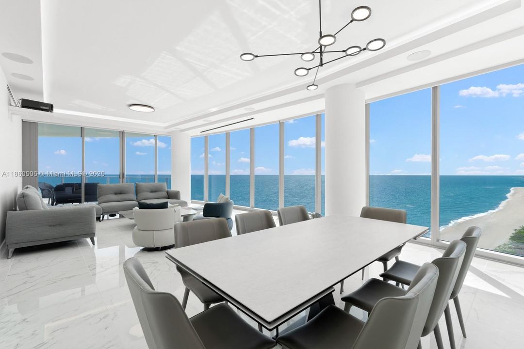 Active With Contract: $7,595,000 (4 beds, 5 baths, 3640 Square Feet)