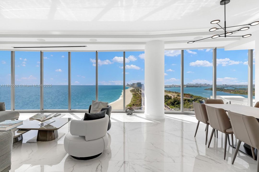 Active With Contract: $7,595,000 (4 beds, 5 baths, 3640 Square Feet)