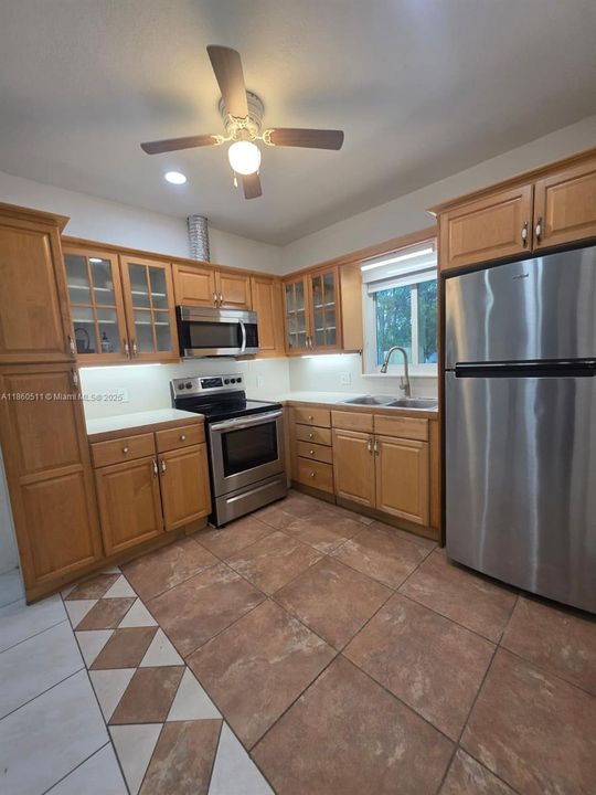 For Rent: $2,275 (2 beds, 2 baths, 0 Square Feet)