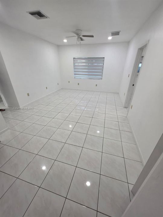 For Rent: $2,275 (2 beds, 2 baths, 0 Square Feet)