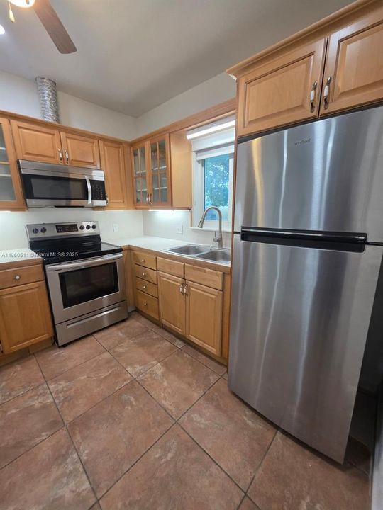 For Rent: $2,275 (2 beds, 2 baths, 0 Square Feet)