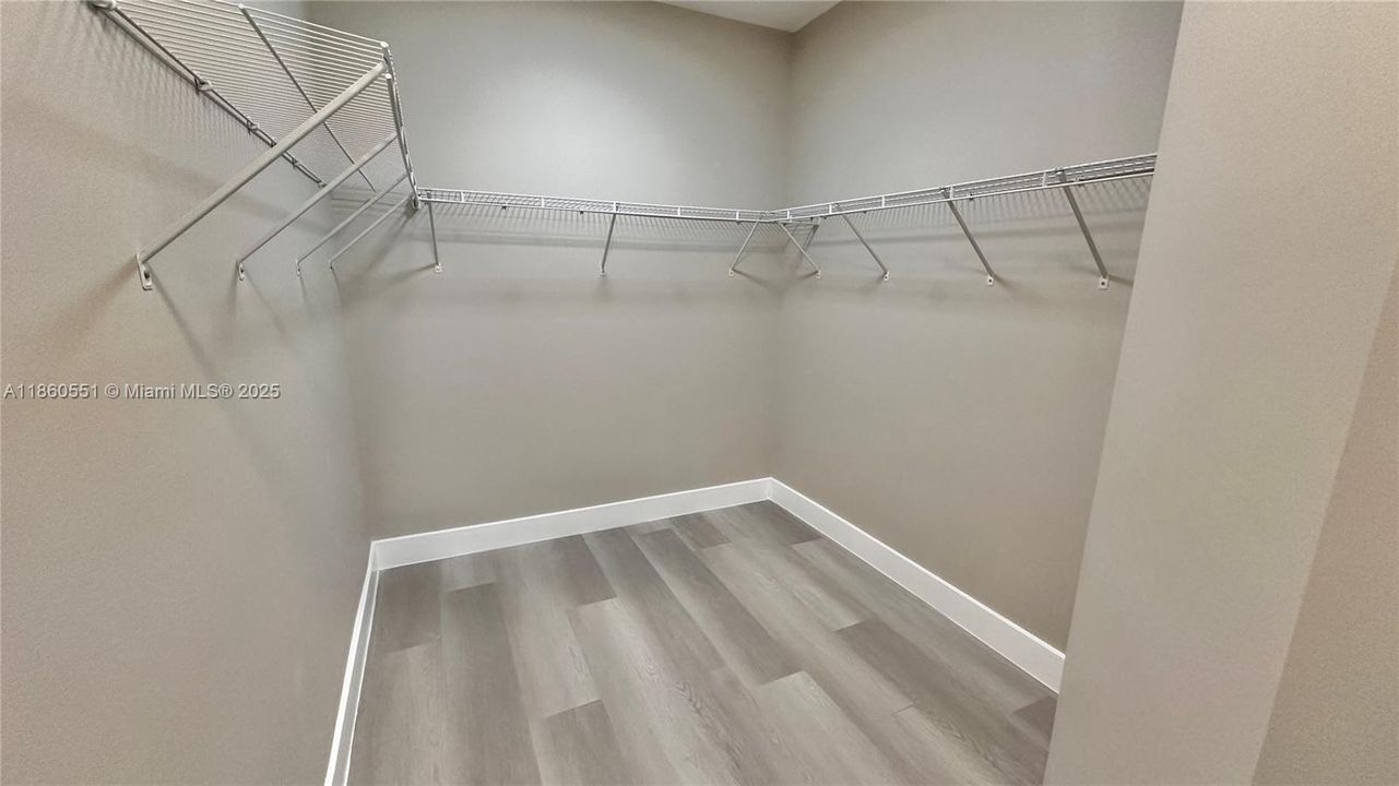 待售: $855,000 (2 贝兹, 2 浴室, 1290 平方英尺)