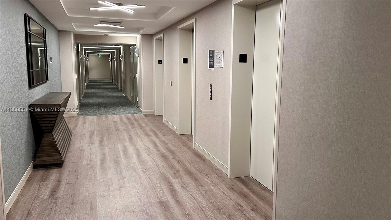 待售: $855,000 (2 贝兹, 2 浴室, 1290 平方英尺)