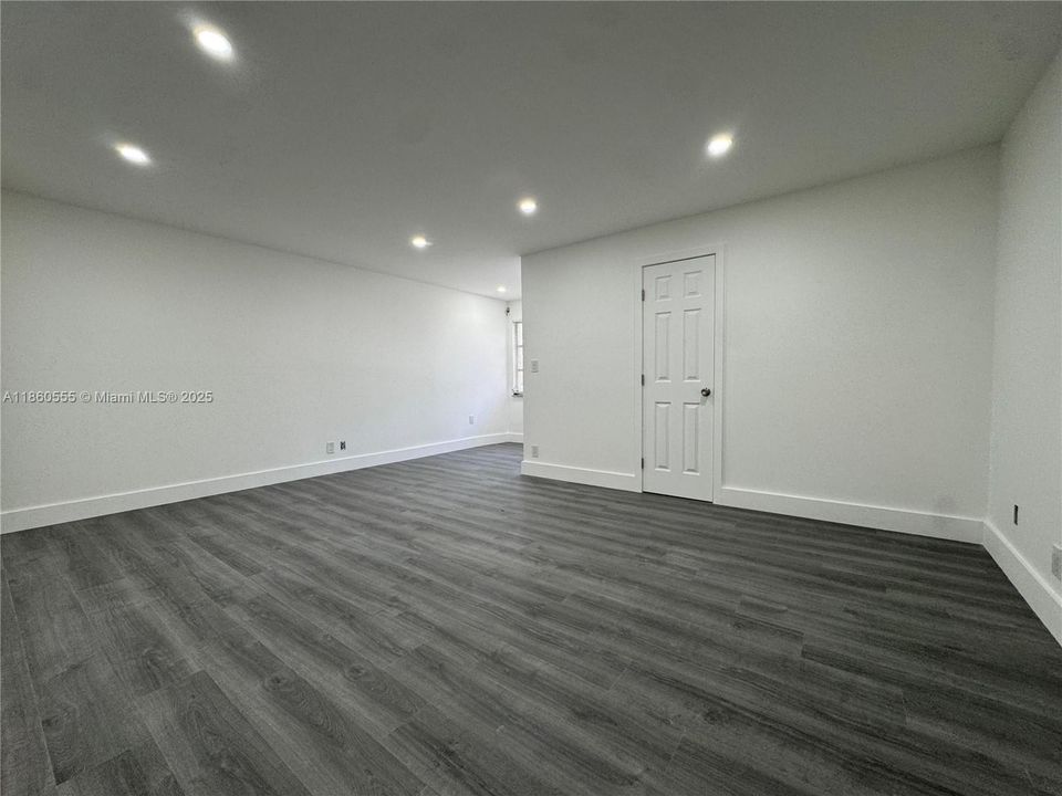 На продажу: $605,000 (2 спален, 2 ванн, 1696 Квадратных фут)