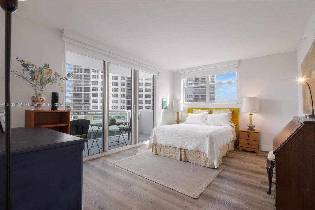 Recientemente alquilado: $2,700 (2 camas, 2 baños, 1170 Pies cuadrados)