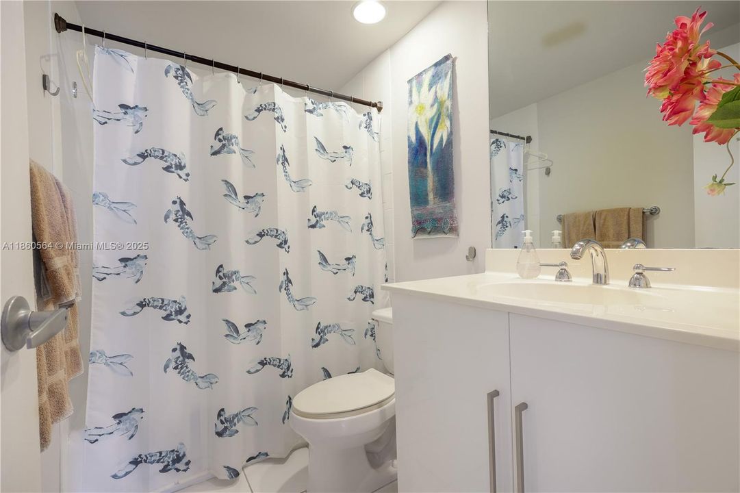 Recientemente alquilado: $2,700 (2 camas, 2 baños, 1170 Pies cuadrados)