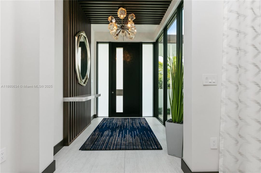 Недавно арендовано: $20,000 (5 спален, 5 ванн, 4843 Квадратных фут)