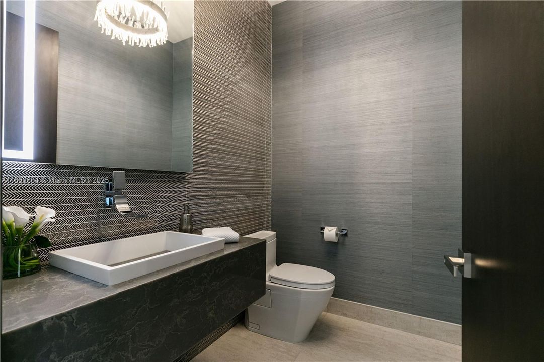 Недавно арендовано: $20,000 (5 спален, 5 ванн, 4843 Квадратных фут)